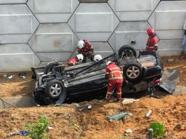 Pemuda muat, Honda Accord jatuh tebing 60 meter
