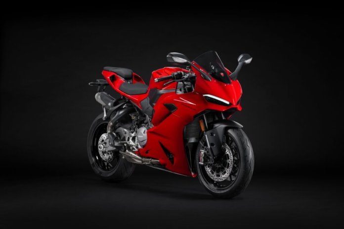 2025-Ducati-Panigale-V2-5-1024x683