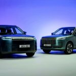 4. JAECOO E5 in studio with JAECOO 5 (ICE)