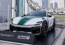 Inilah dia kereta peronda terbaharu Polis Dubai – Ferrari Purosangue talaan Mansory!
