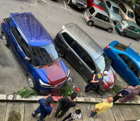 “Orang lain berhutang, kereta aku pula kena simbah cat,” pemilik kenderaan