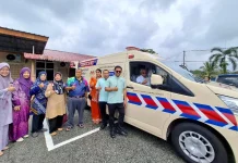 Selepas 35 tahun akhirnya dapat ambulans baharu