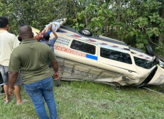Pemandu maut, tayar belakang pecah punca kemalangan ambulans