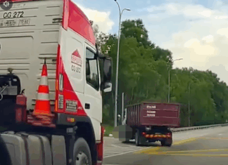 Lori ubah haluan mengejut, warga emas maut