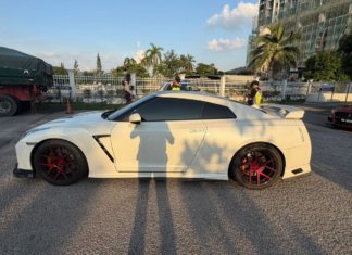 Cukai jalan ‘mati’ & tiada insurans, JPJ sita kereta sewa Nissan GT-R