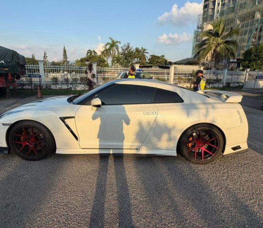 Cukai jalan ‘mati’ & tiada insurans, JPJ sita kereta sewa Nissan GT-R