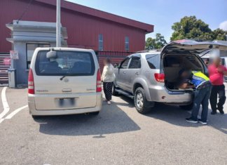 Prebet sapu warga asing dicekup