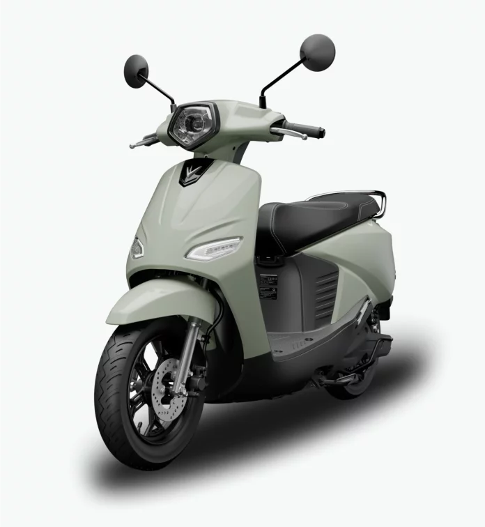 Vinfast e-scooter (1)