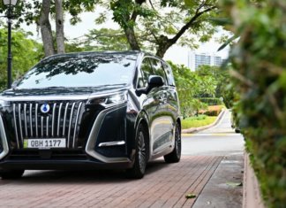 Harga D9 kekal walau insentif EV ditamatkan, hadiah ulang tahun pertama DENZA Malaysia