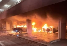 Sembilan kenderaan musnah dalam kebakaran