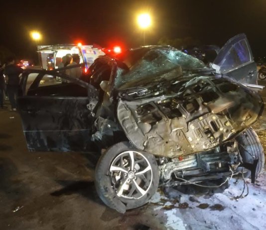 Lelaki Pakistan maut, Perodua Aruz rempuh plaza tol