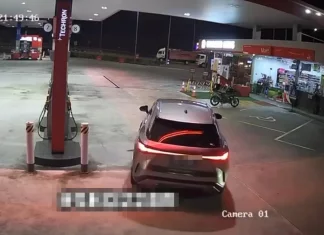 Dah isi RON97 penuh, pemandu Singapura larikan diri