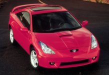 Pada 1999 Toyota Celica generasi ketujuh diperkenal, penutup tirai model ikonik yang tenggelam