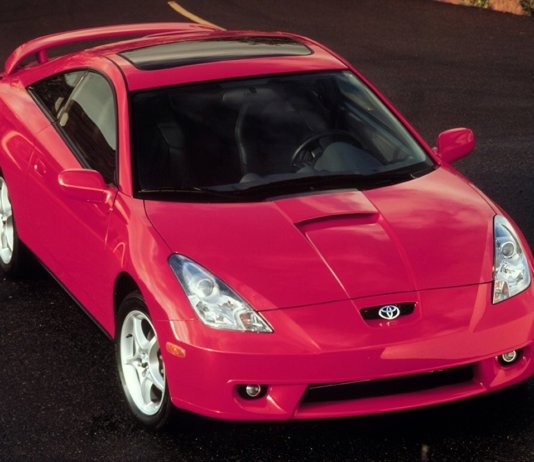 Pada 1999 Toyota Celica generasi ketujuh diperkenal, penutup tirai model ikonik yang tenggelam