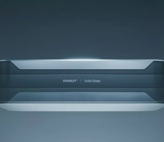 Bateri jenis pejal Donut Lab mampu cas 0-80 peratus dalam 4.5 minit