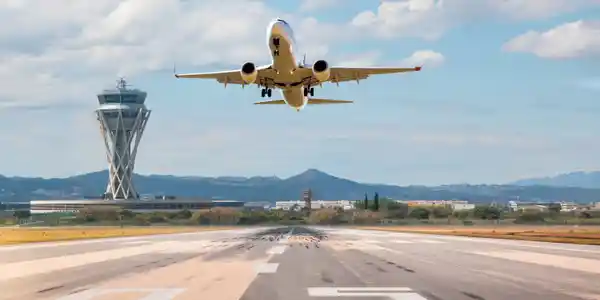 Lapangan Terbang Sultan Ismail Petra
