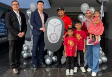 Shahrul Aizat pemenang hadiah utama kempen Electrify Your Life 2025