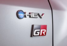 Toyota Cross HEV GR Sport ditawarkan pada harga RM148,800