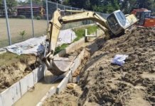 Maut dihempap pengorek jengkaut