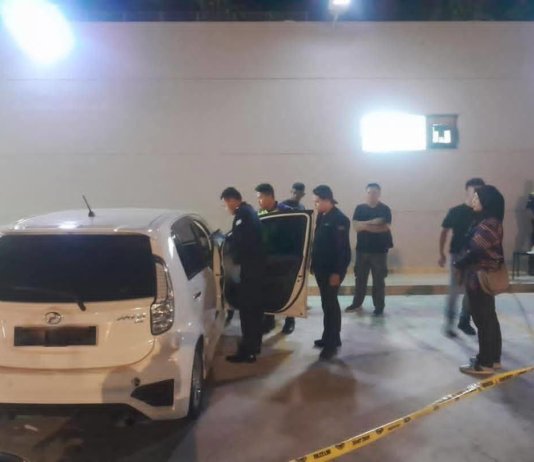 Wanita ditemukan mati dalam kereta