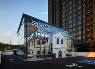 BYD giat buka bilik pameran, pusat servis di seluruh negara