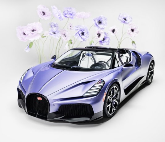 Bugatti W16 Mistral Caroline anggun dengan tema bunga, simbol kasih kepada anak perempuan