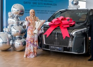 GWM Malaysia rasmi serah GWM WEY G9 untuk Siti Nurhaliza