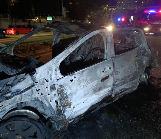 Wanita melecur 70 peratus dalam kemalangan dua kenderaan