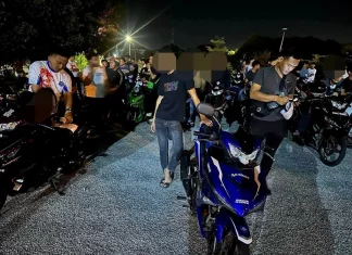 Pelajar tingkatan tiga antara dicekup tunggang motor secara berbahaya