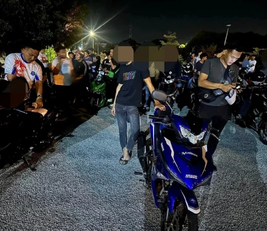 Pelajar tingkatan tiga antara dicekup tunggang motor secara berbahaya