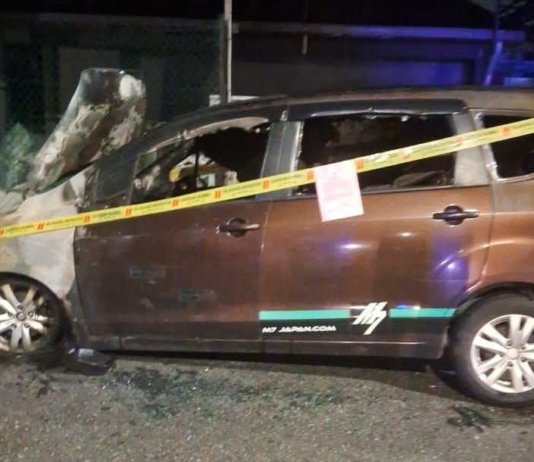 Tiga kereta Cikgu Chandra dibakar