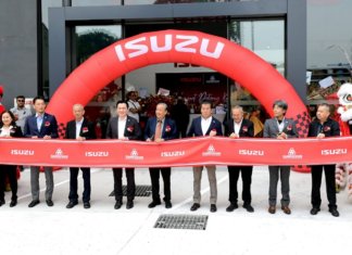 Isuzu buka pusat servis serba moden baharu di Jalan Tun Razak