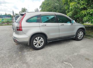 Kereta Thailand kantoi guna permit mati sejak 2019
