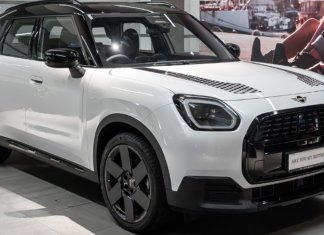 Auto Bavaria bawa MINI Countryman Shadowline, Stealth sempena musim perayaan