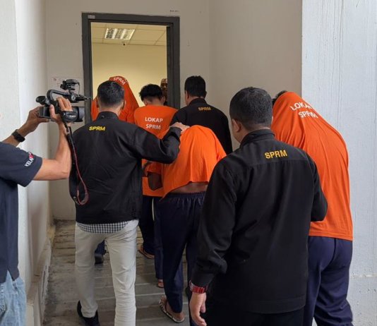 Rasuah 12k, empat anggota polis direman lima hari