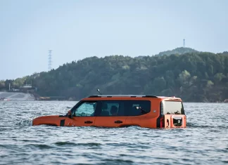 Jetour G700 pamer aksi redah tasik di Beijing, dah macam bot rekreasi!