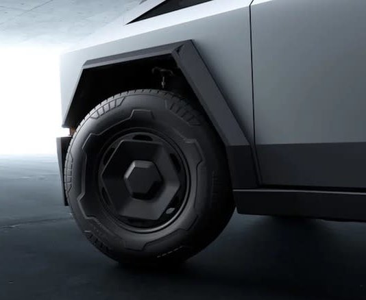 Risiko roda tercabut, Tesla panggil balik 173 unit Cybertruck