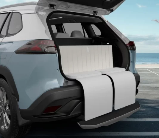 Syarikat Jepun hasilkan kerusi ‘healing’ ala Rolls-Royce Cullinan pada Toyota Corolla Cross