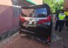 Kantoi sorok Alphard tepi bangunan rupanya ada 20 saman AES