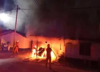 Empat motosikal polis trafik terbakar