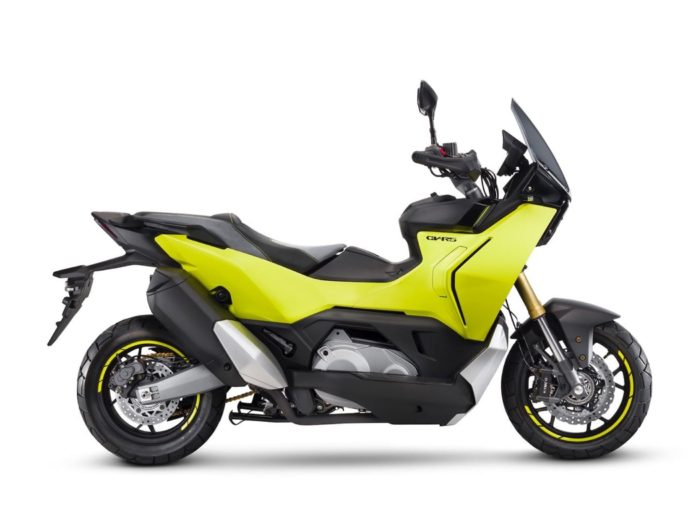 Kymco CV-X45 (1)
