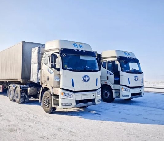 China mula uji trak tugas berat guna bateri garam (natrium)