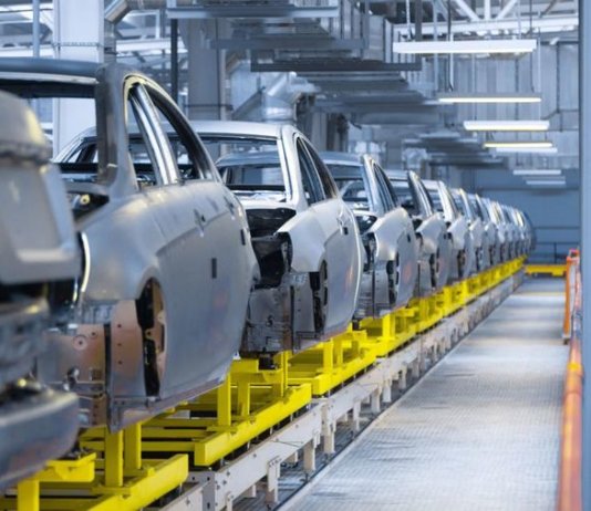 Dua kilang automotif Jepun ingin keluar Indonesia
