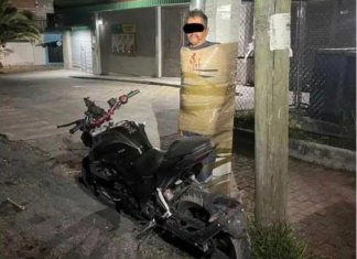 Ikat suspek curi motosikal pada tiang, polis buru ‘Batman’ Mexico