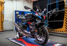 BMW M 1000 RR 2027 guna rangka M Motorsport, BMW Motorrad tak abai model lain
