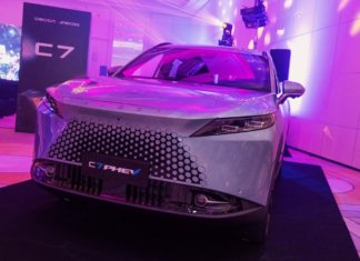 Penampilan eksklusif OMODA C7, C7 PHEV sempena KLFW 2026