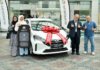 Pelajar UiTM menang hadiah cabutan bertuah utama Perodua sempena KLIMS 2026