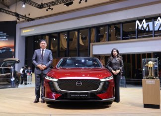 GIIAS2026 : Mazda 6e Fastback debut di Indonesia