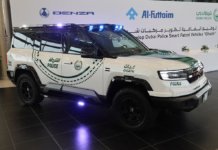 Denza B8 berkhidmat sebagai kereta peronda pasukan Polis Dubai