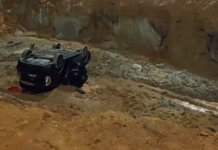 Lima warga China cedera, kereta terjunam gaung di Machang